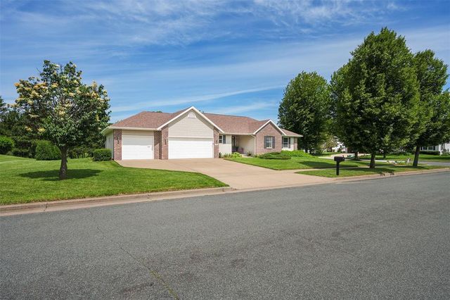 3804 Harvard Lane, Eau Claire, WI 54701