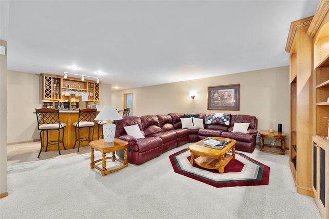 3804 Harvard Lane, Eau Claire, WI 54701