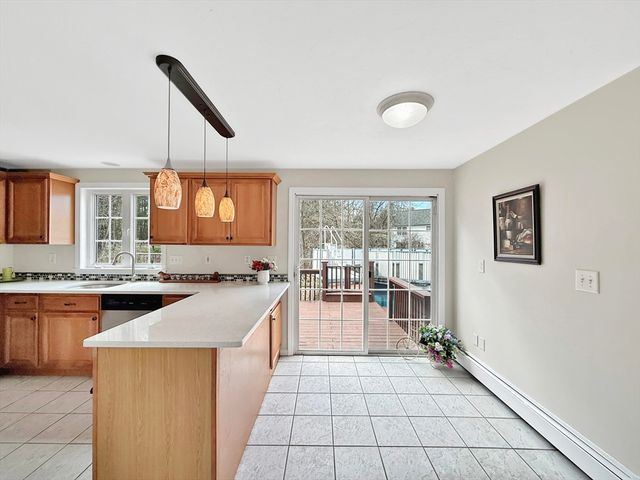 4 Old Cart Rd, Shrewsbury, MA 01545