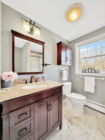 4 Old Cart Rd, Shrewsbury, MA 01545