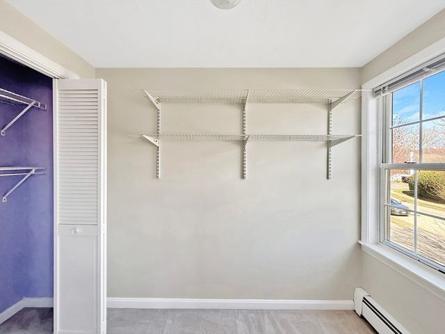 4 Old Cart Rd, Shrewsbury, MA 01545