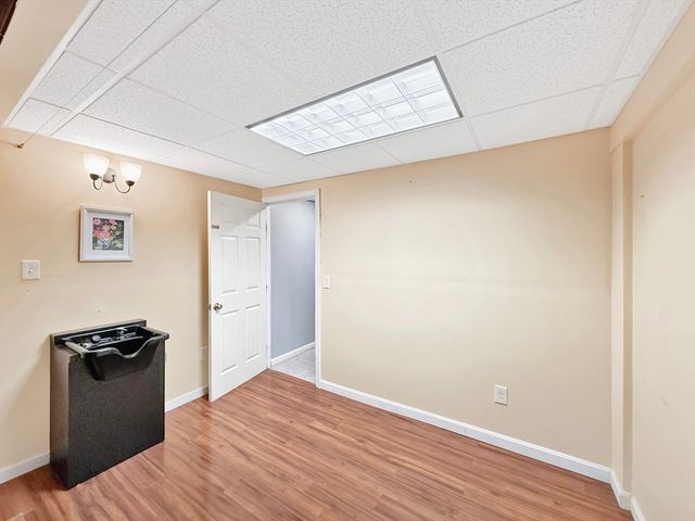 4 Old Cart Rd, Shrewsbury, MA 01545