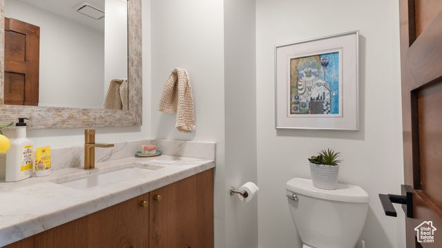 3726 S OAKRIDGE CT, Bountiful, UT 84010