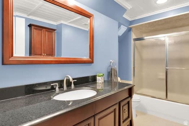 2304 W BONANZA CIR, South Jordan, UT 84095