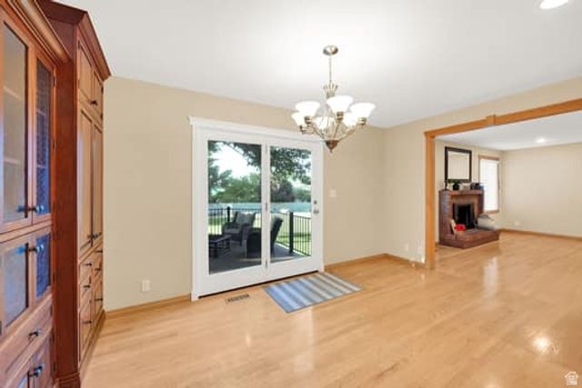 2304 W BONANZA CIR, South Jordan, UT 84095