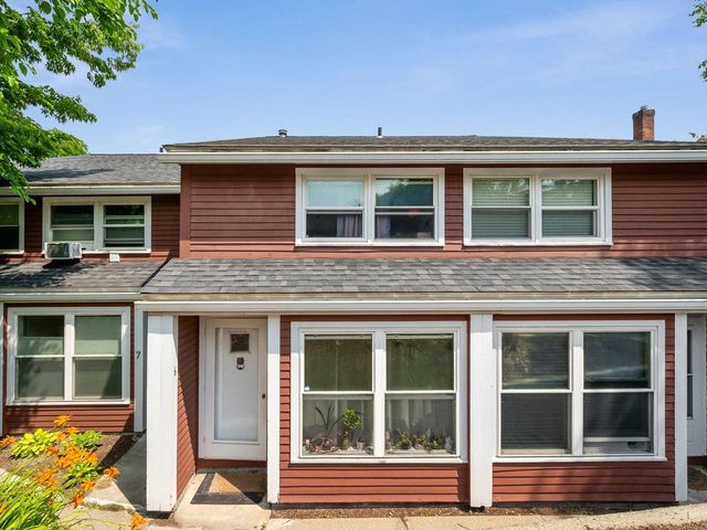 297 College St Apt C-6, Burlington, VT 05401