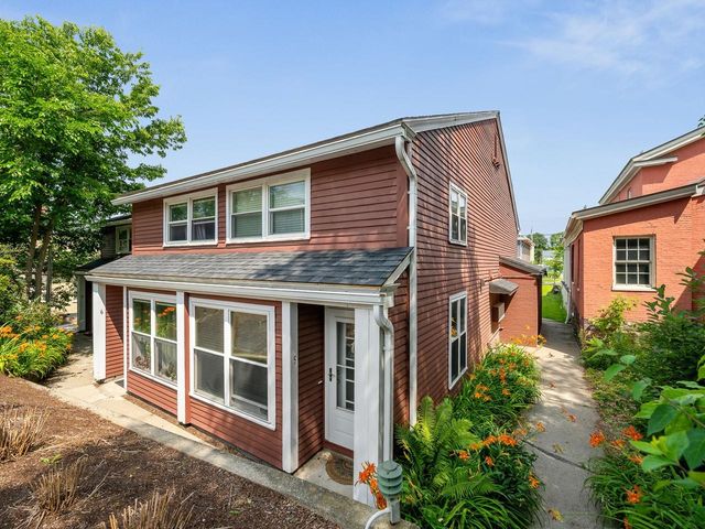 297 College St Apt C-6, Burlington, VT 05401