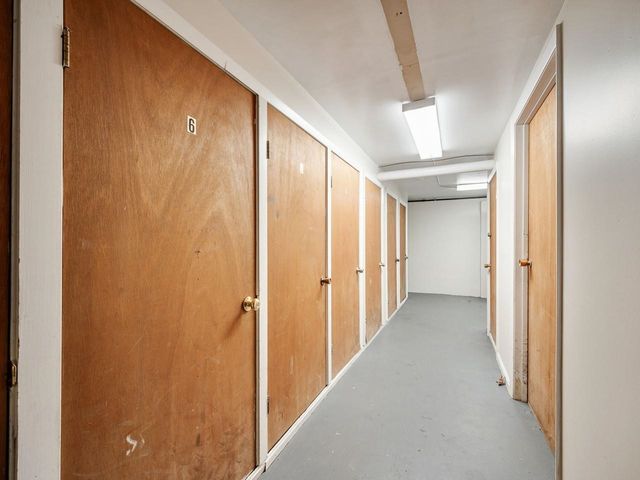 297 College St Apt C-6, Burlington, VT 05401