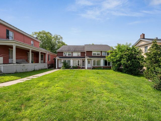 297 College St Apt C-6, Burlington, VT 05401