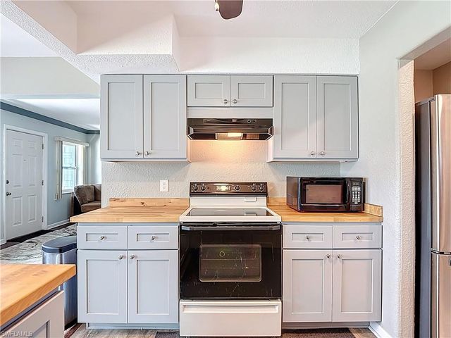 5840 Acla Vista DR, Punta Gorda, FL 33950