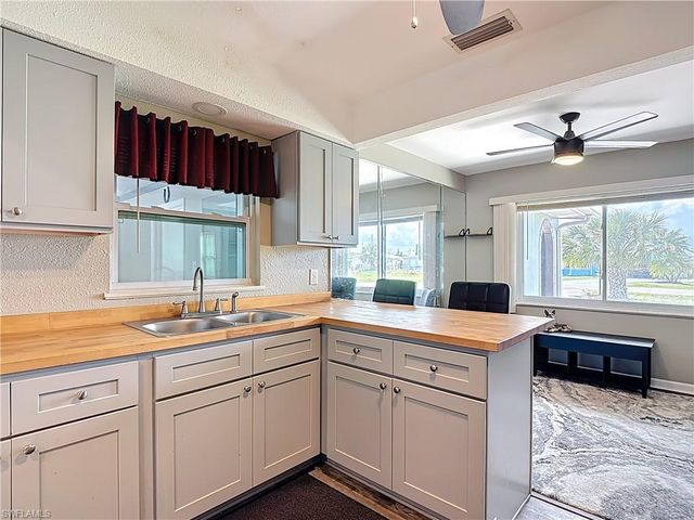 5840 Acla Vista DR, Punta Gorda, FL 33950