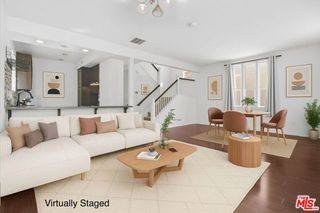 2279 Santa Ana Boulevard, Los Angeles, CA 90059