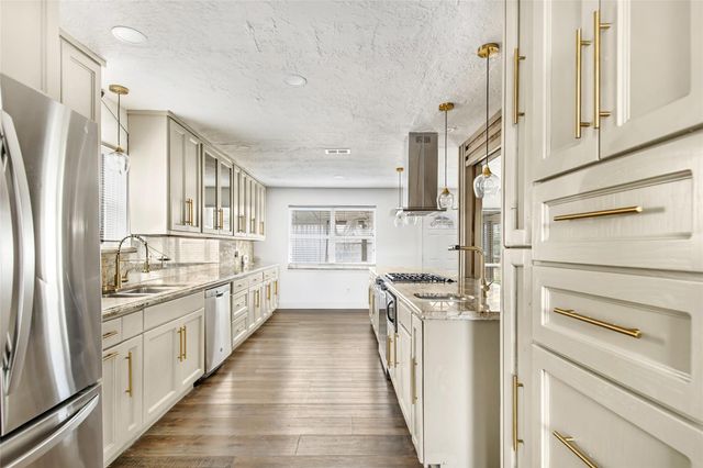 3615 Acorn Springs Lane, Spring, TX 77389