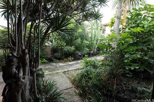 1709 Perry Street, Honolulu, HI 96819