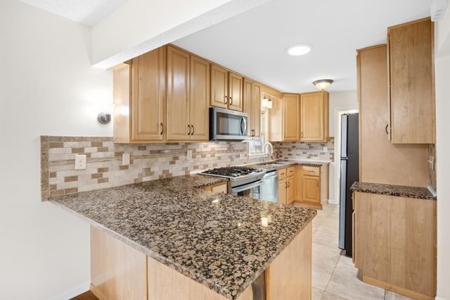 1567 Atlantic Street, Saint Paul, MN 55106