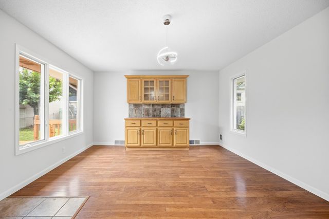 1567 Atlantic Street, Saint Paul, MN 55106