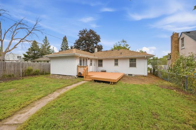 1567 Atlantic Street, Saint Paul, MN 55106