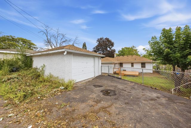1567 Atlantic Street, Saint Paul, MN 55106