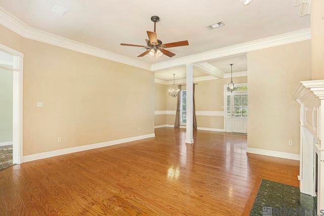 10754 Hillglen Ave, Baton Rouge, LA 70810