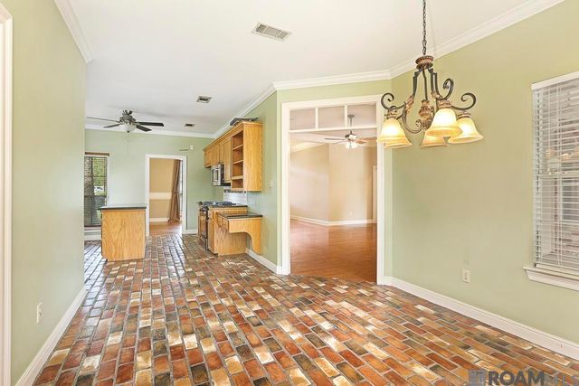 10754 Hillglen Ave, Baton Rouge, LA 70810