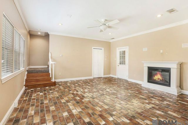 10754 Hillglen Ave, Baton Rouge, LA 70810