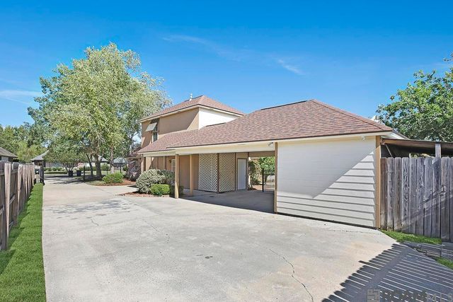 10754 Hillglen Ave, Baton Rouge, LA 70810