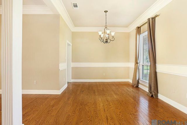 10754 Hillglen Ave, Baton Rouge, LA 70810