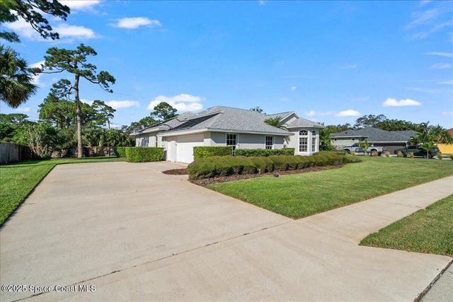 2345 Marsh Harbor Avenue, Merritt Island, FL 32952