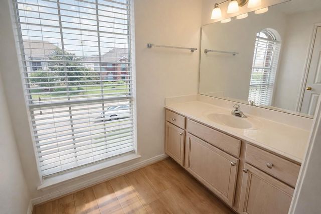 13623 Eldridge Springs Way, Houston, TX 77083