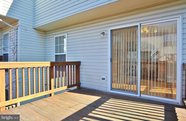 6414 LURETA ANN LN, Springfield, VA 22150