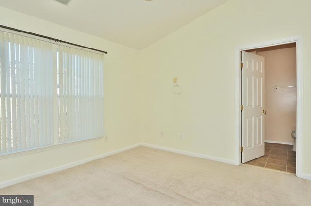 6414 LURETA ANN LN, Springfield, VA 22150