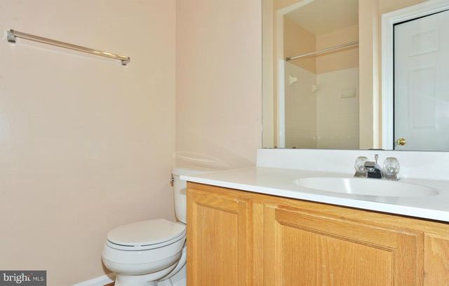 6414 LURETA ANN LN, Springfield, VA 22150