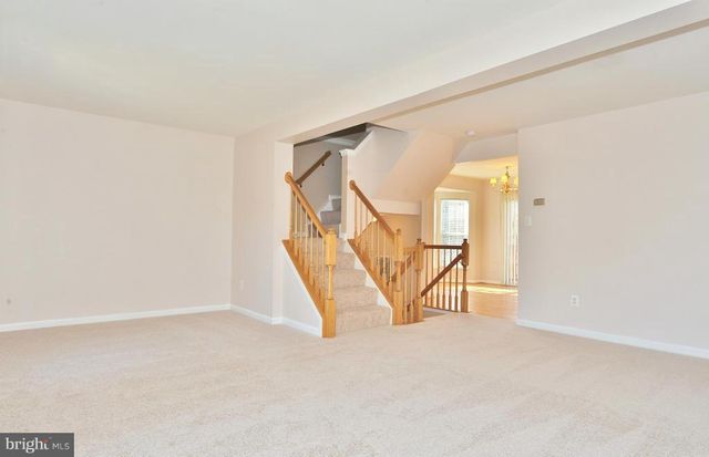 6414 LURETA ANN LN, Springfield, VA 22150