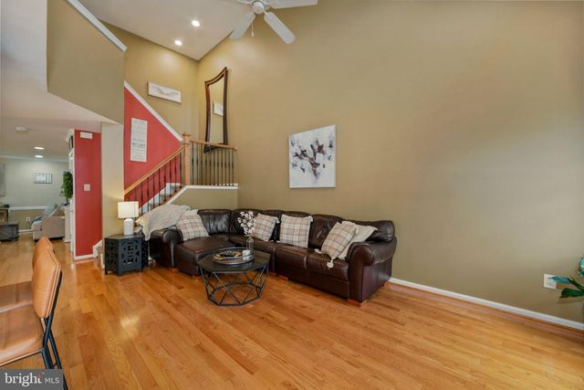 146 HEARTHSTONE LANE, Marlton, NJ 08053