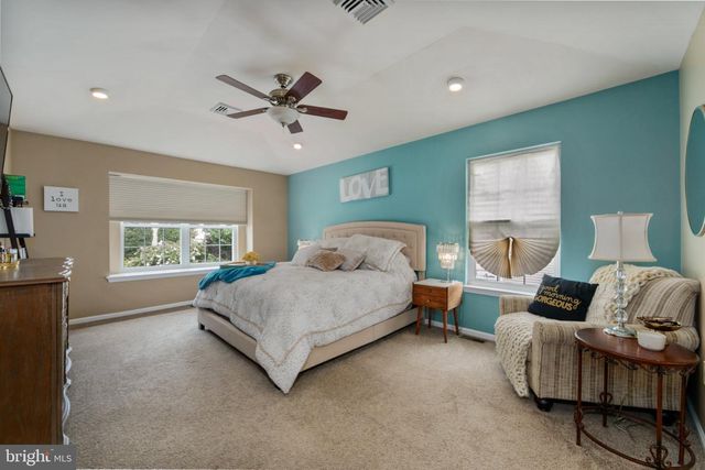 146 HEARTHSTONE LANE, Marlton, NJ 08053