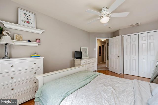 146 HEARTHSTONE LANE, Marlton, NJ 08053