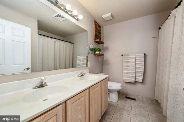 146 HEARTHSTONE LANE, Marlton, NJ 08053