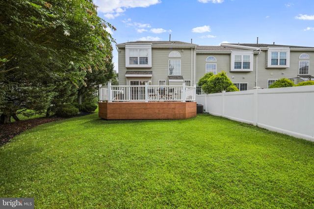146 HEARTHSTONE LANE, Marlton, NJ 08053