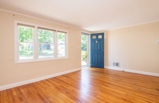 19 Penny Lane, Stoneham, MA 02180