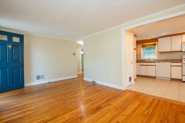 19 Penny Lane, Stoneham, MA 02180