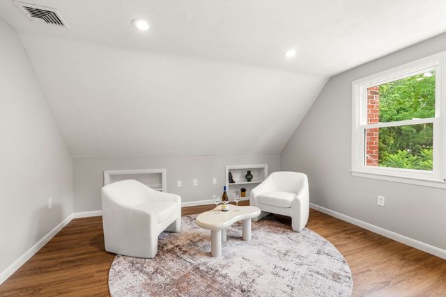 58 Carlisle Rd, Westford, MA 01886