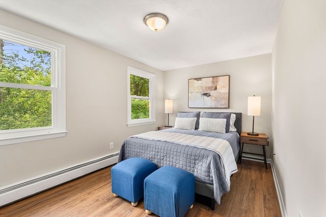 58 Carlisle Rd, Westford, MA 01886
