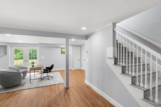 58 Carlisle Rd, Westford, MA 01886