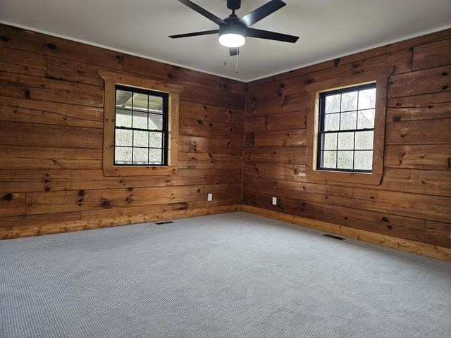 371 Plaza Drive, Madisonville, TN 37354