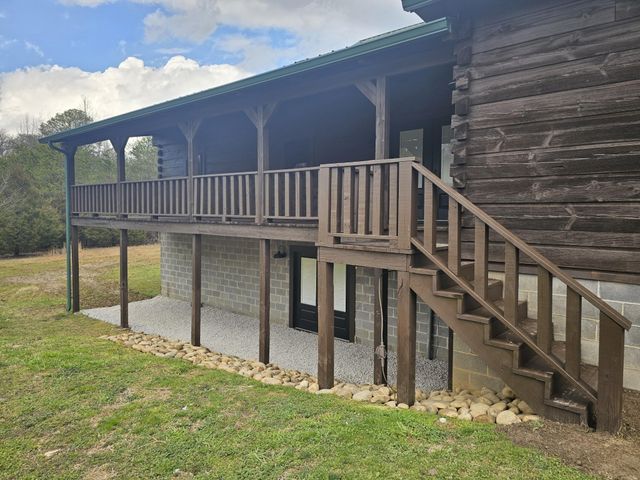 371 Plaza Drive, Madisonville, TN 37354