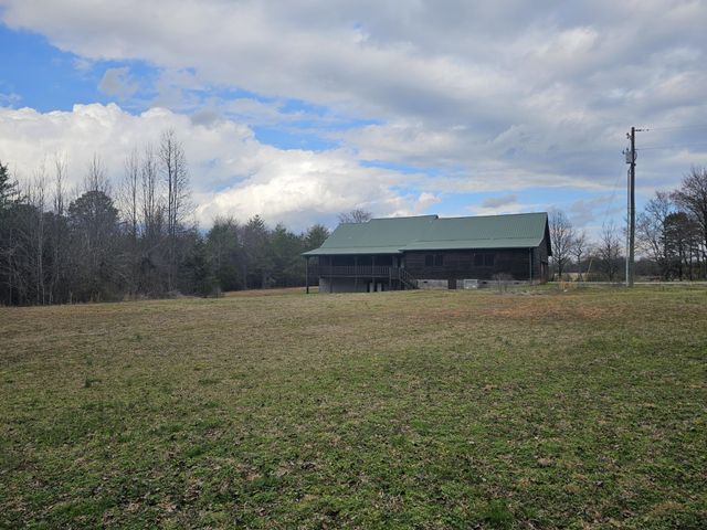 371 Plaza Drive, Madisonville, TN 37354