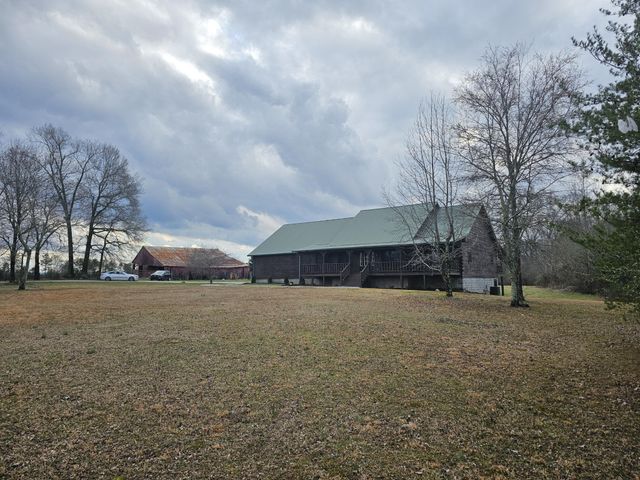 371 Plaza Drive, Madisonville, TN 37354