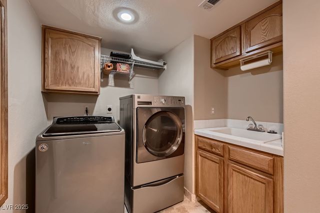 5416 Irish Spring Street, Las Vegas, NV 89149