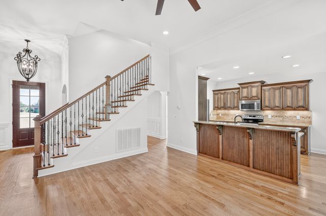812 Guinevere Pt, Mount Juliet, TN 37122