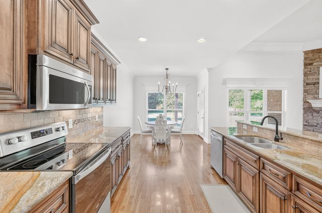 812 Guinevere Pt, Mount Juliet, TN 37122